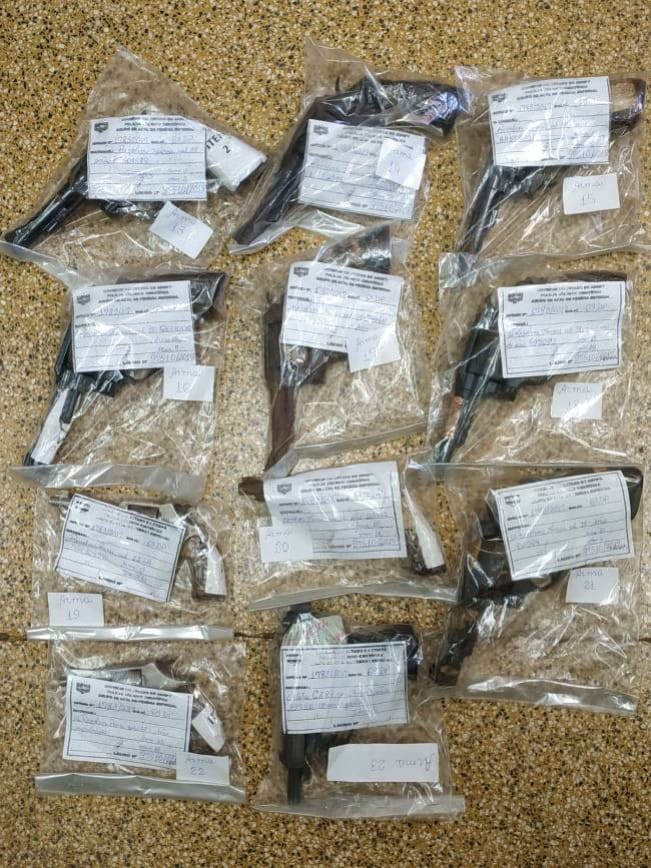 EM MACAPÁ, POLÍCIA CIVIL DESTRÓI 42 ARMAS DE FOGO E MAIS 100 MUNIÇÕES APREENDIDAS